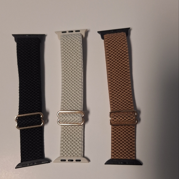 3PK Watch bands - 42,44,45mm - New in package - Picture 2 of 2